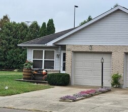 Building Photo - 225 Delaware Crossing