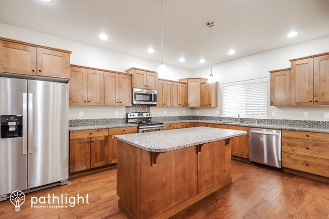 Building Photo - 7106 Country Village Drive Sw, Tumwater, W...