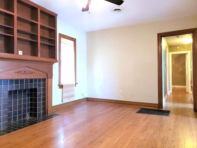 Building Photo - Darling Home in Central OKC!