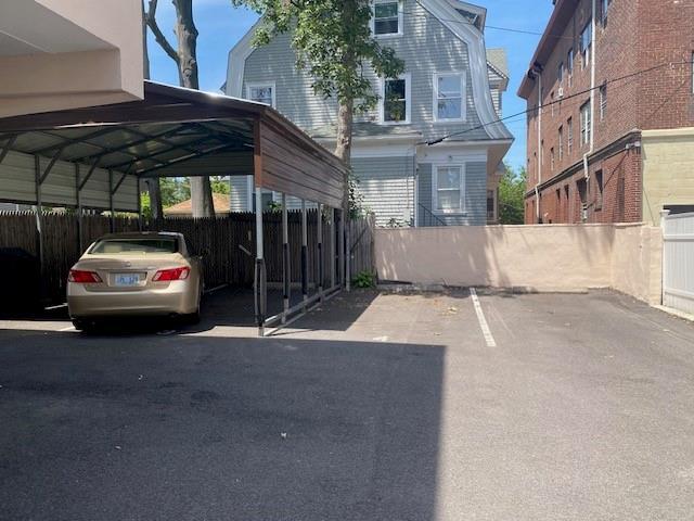 Building Photo - 206 Waterman St