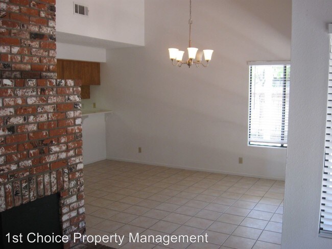 Foto del edificio - 3 br, 2.5 bath House - 4425 Via Santa Maria