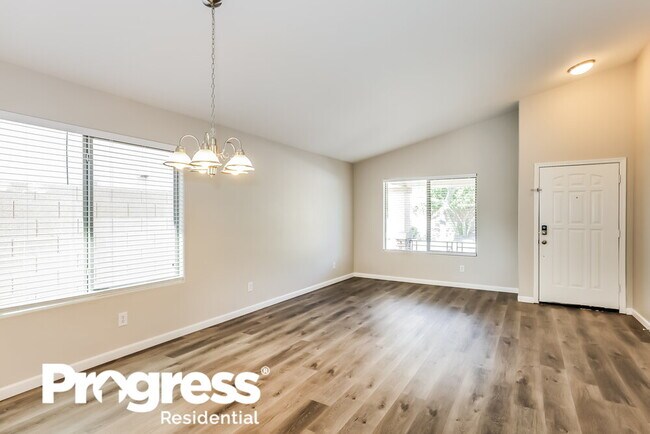 Building Photo - 28627 N Nobel Rd