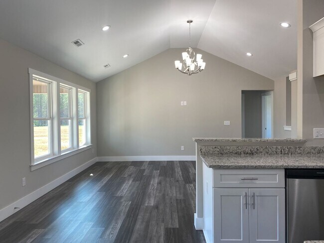 Building Photo - 229 Aldrich Rd