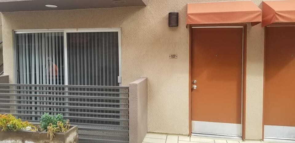 Foto principal - 21306 Parthenia St
