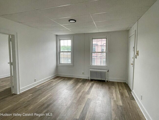 Foto del edificio - 720-724-724 Warren St