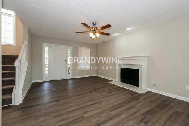 Building Photo - One month FREE RENT!!!