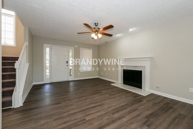 Foto del edificio - One month FREE RENT!!!