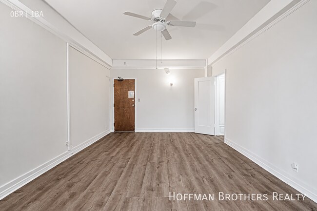 Foto del edificio - 630 S Kenmore Ave