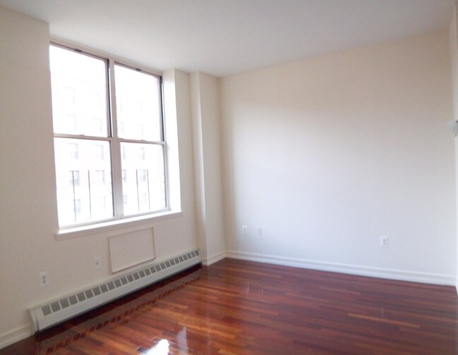 Building Photo - 191 Saint Nicholas Ave