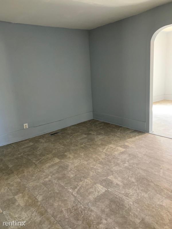 Foto del edificio - 2 br, 1 bath House - 919 S Cedar St