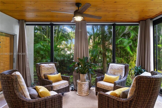 Building Photo - 4161 S US Hwy 1