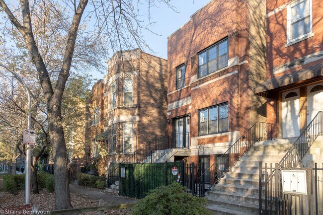 Building Photo - 1239 N Rockwell St