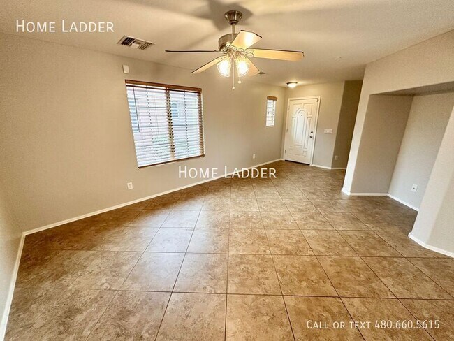 Foto del edificio - 2223 S Buckaroo Trail