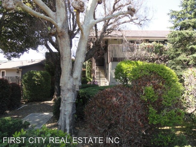 Building Photo - 2 br, 2 bath House - 9500 Center Street #48
