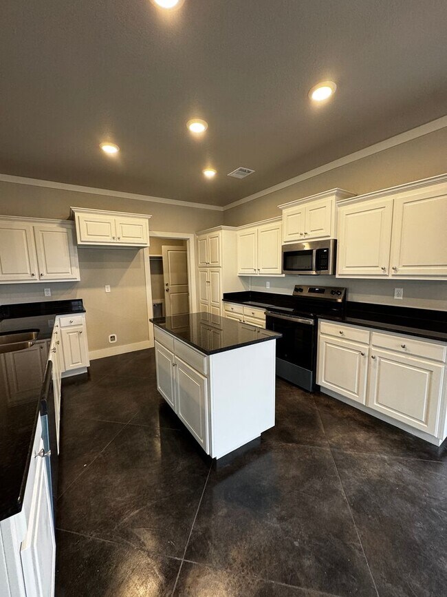 Foto del edificio - NEW Home located in Heritage Hills!!! 3/2/2 CISD