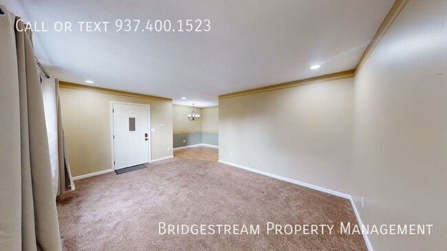 Building Photo - 2 Bed, 1.5 Bath with 1 car attached garage...