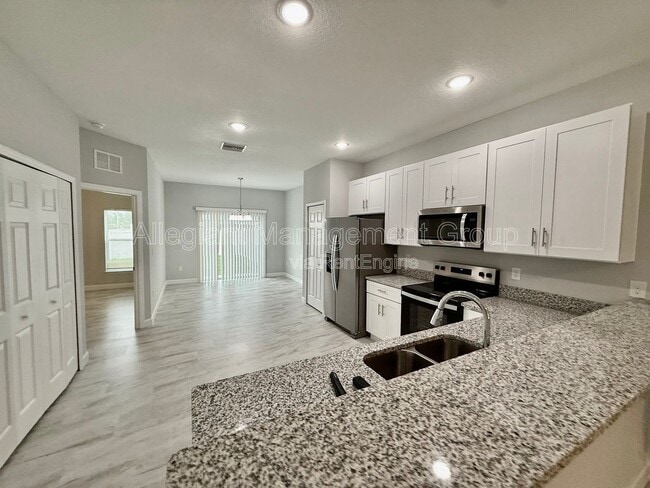 Building Photo - 336 Caen Ct