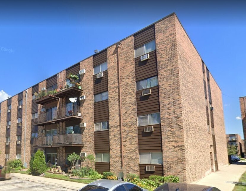 Foto principal - 8936 N Parkside Ave