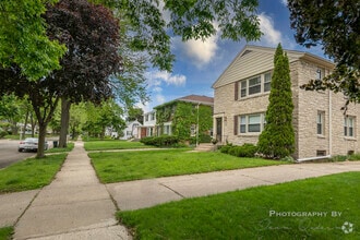 Building Photo - 5064 N Bay Ridge Ave