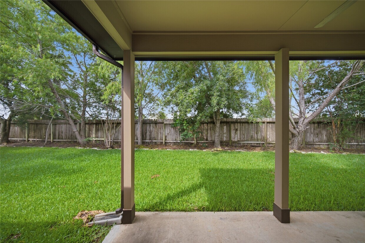 Building Photo - 3831 Daintree Park Dr