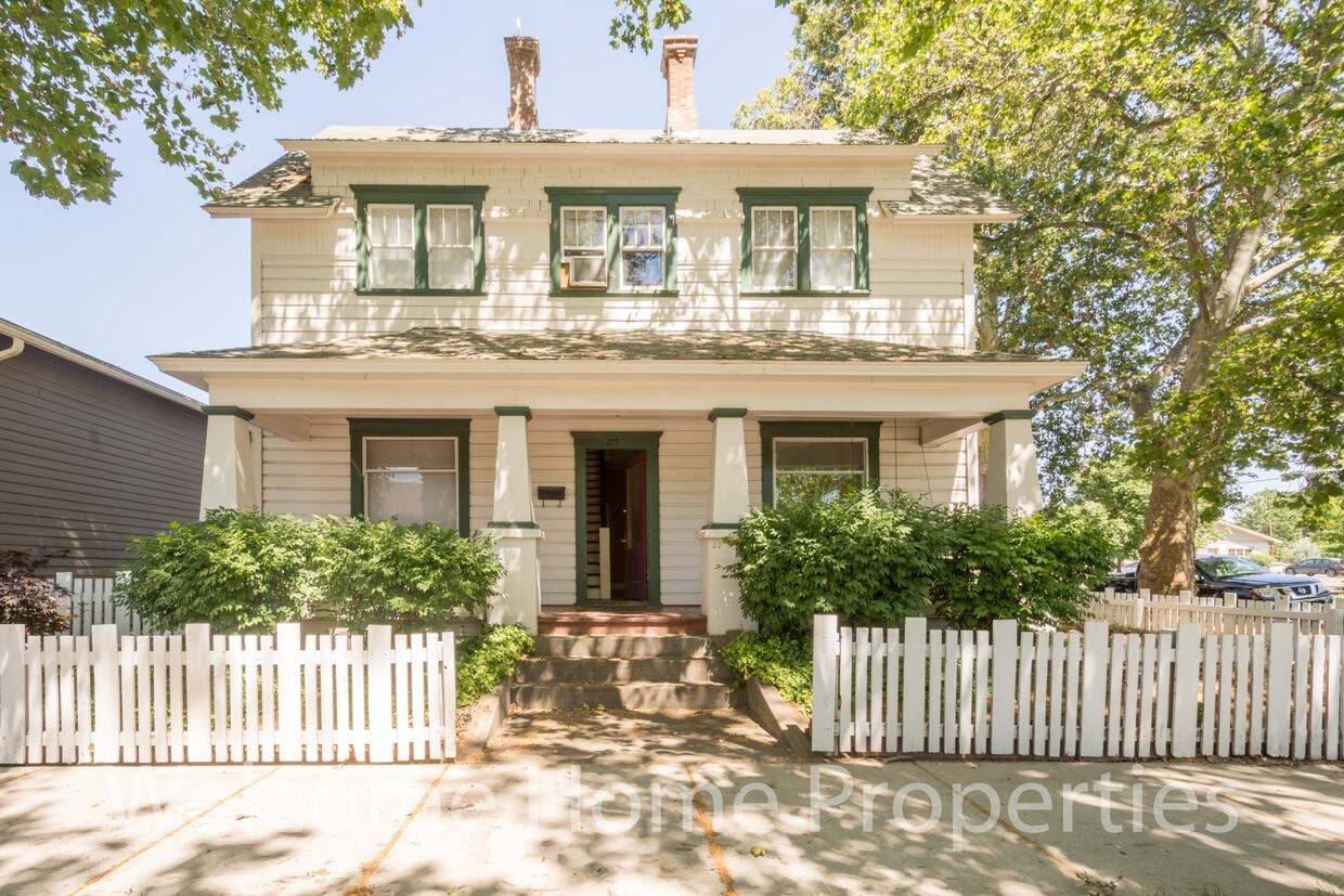 215 S 4th Ave, Walla Walla, WA 99362 House Rental in Walla Walla, WA