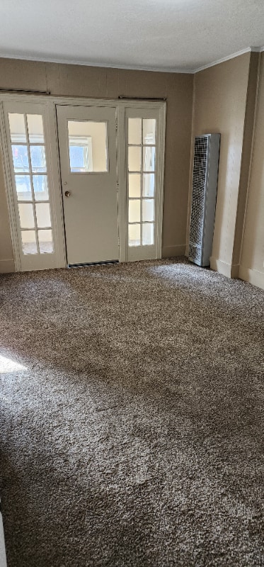 Building Photo - 900 E 28th St