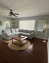 Building Photo - 27630 Baroni Rd