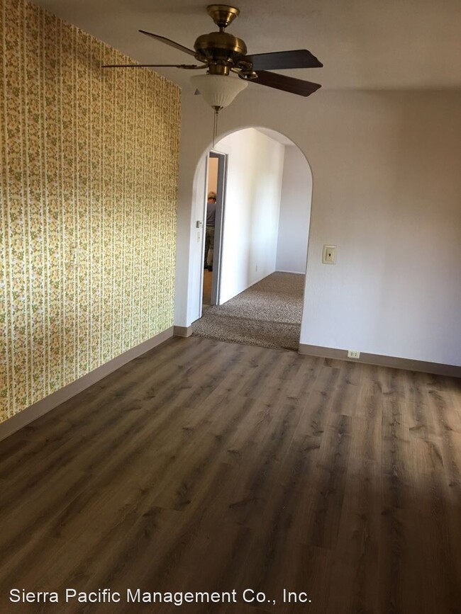 Building Photo - 3 br, 2 bath House - 510 N. George Washing...