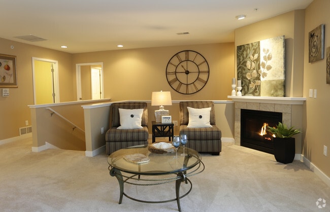 2 Bedroom Apartment Living Room - Burton Ridge Apartments