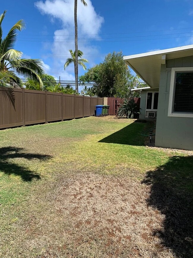 Building Photo - 777 Mokapu Rd
