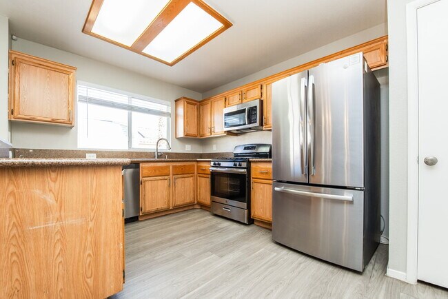 Foto del edificio - 206 Honey Locust Dr