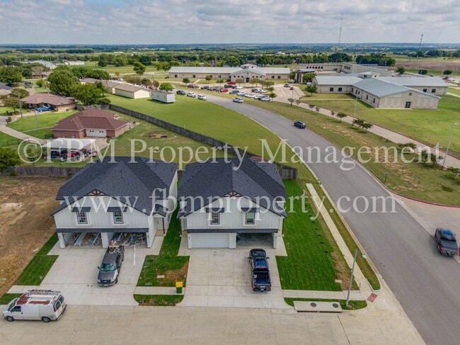 Building Photo - 924 Cooksey Ct