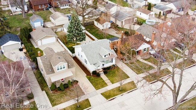 Building Photo - 23128 Olmstead St