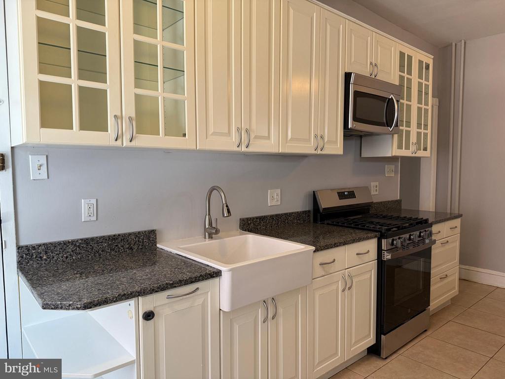 Foto principal - 2519 Brown St