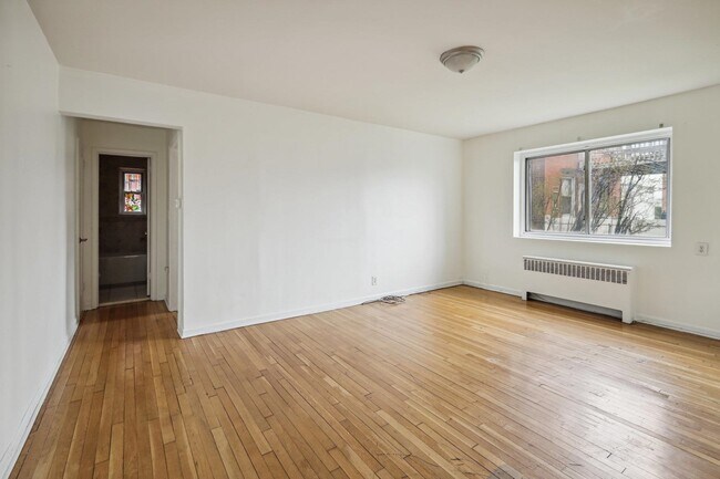 Building Photo - 210 Woodcliff Ave