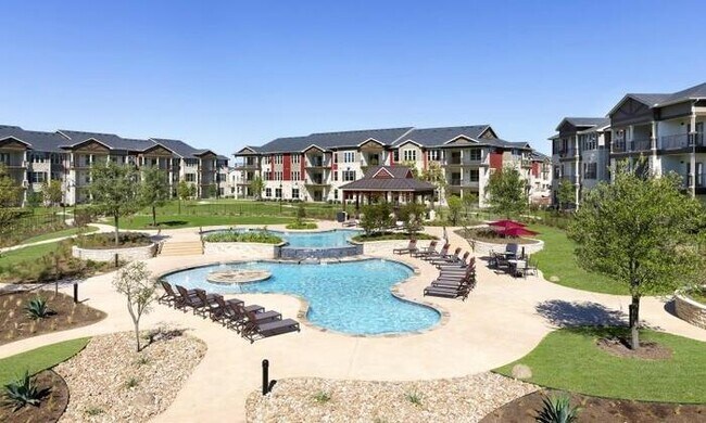 Foto del edificio - 7740 183A