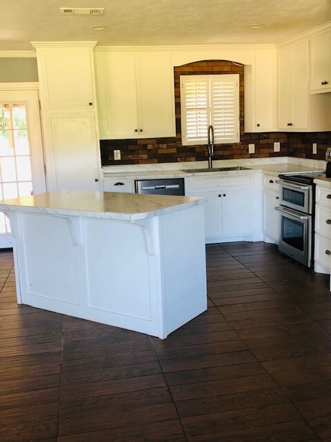 Foto del edificio - 40 Starling Rd