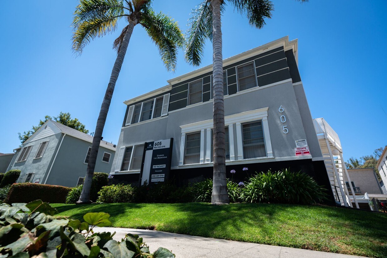 Foto principal - 605 Kelton Ave