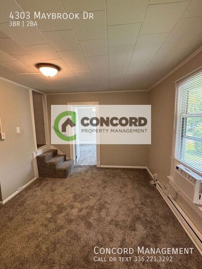 Building Photo - 4303 Maybrook Dr