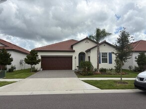 Building Photo - 17403 Holly Wl Ave
