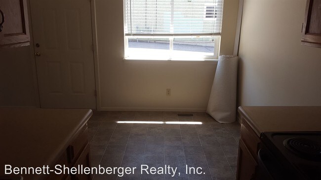 Foto del edificio - 999-999 Magnolia St