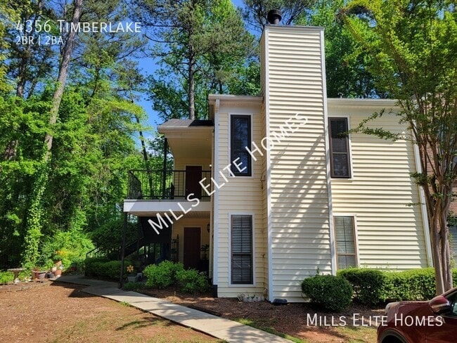 Building Photo - Move-In Ready Stone Mountain Condo