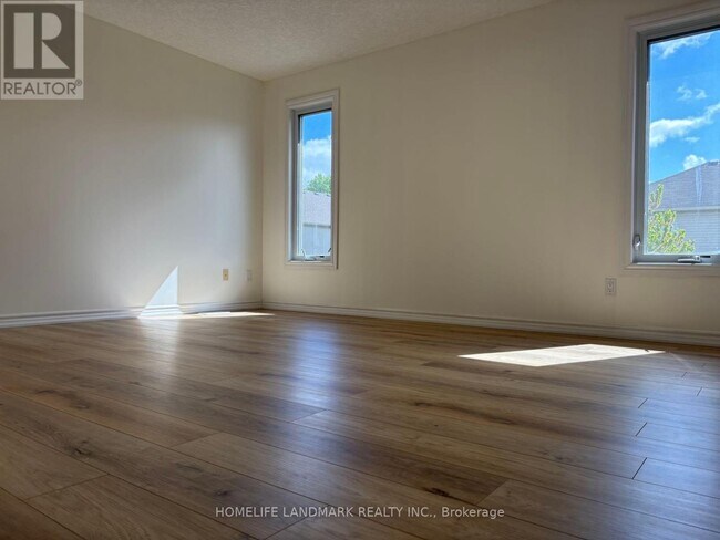 Building Photo - 593 Woolgrass Ave