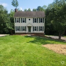 Building Photo - 1613 Round Hill Cir
