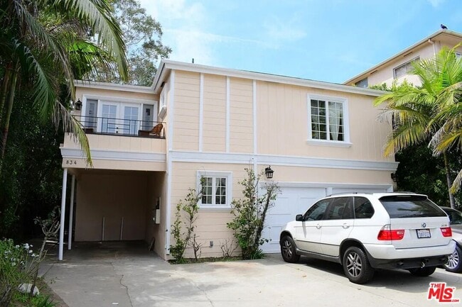 Building Photo - 834 Lincoln Blvd