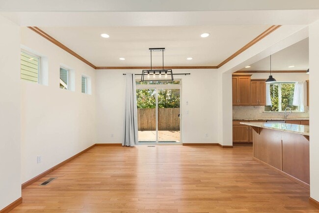Building Photo - 15028 16th Pl W