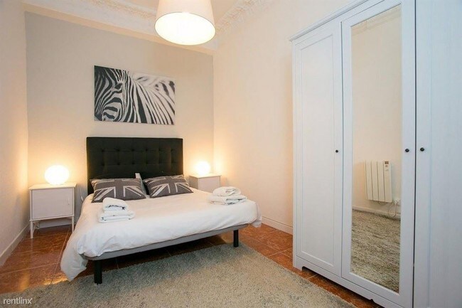 Building Photo - 2 br, 3 bath Condo - 77 E Walton St Unit 26D