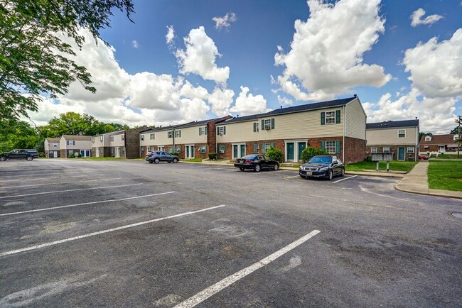 Foto del edificio - Your new home awaits you at Bradford Manor