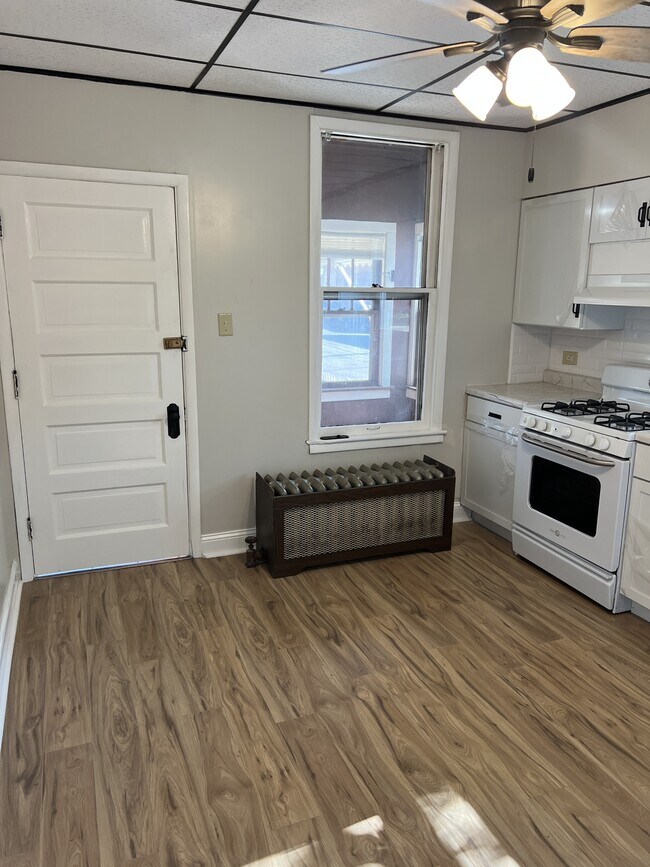 Foto del edificio - 9757 S Ave M