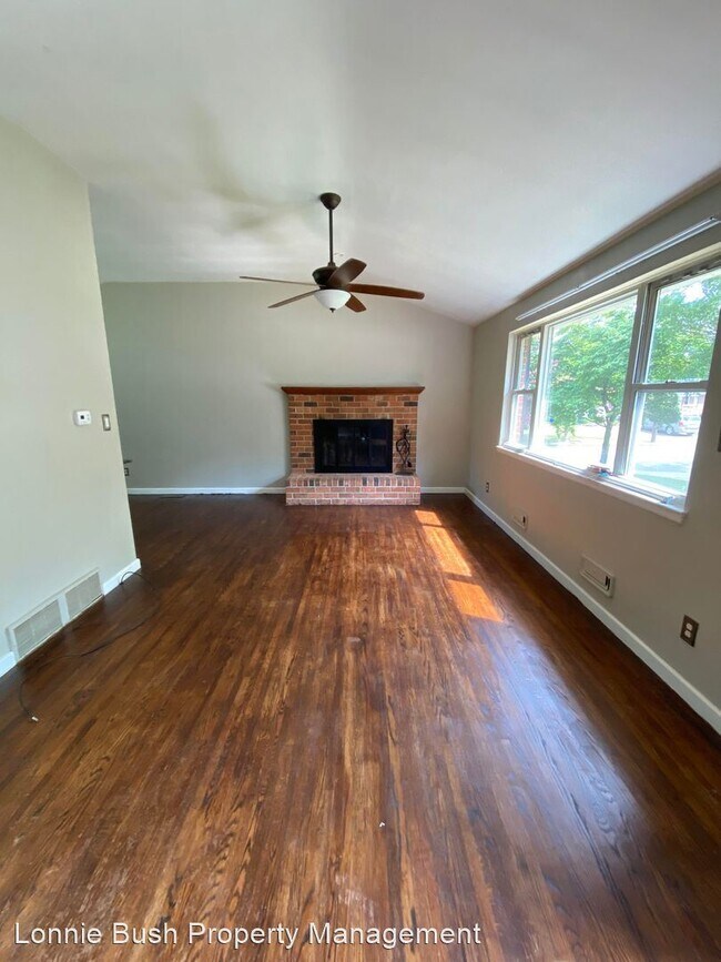 Building Photo - 3 br, 2.5 bath House - 1613 Tallwood Ct